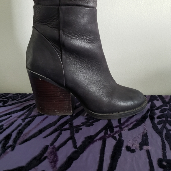 Over the Knee Leather Boots - Picture 7 of 13